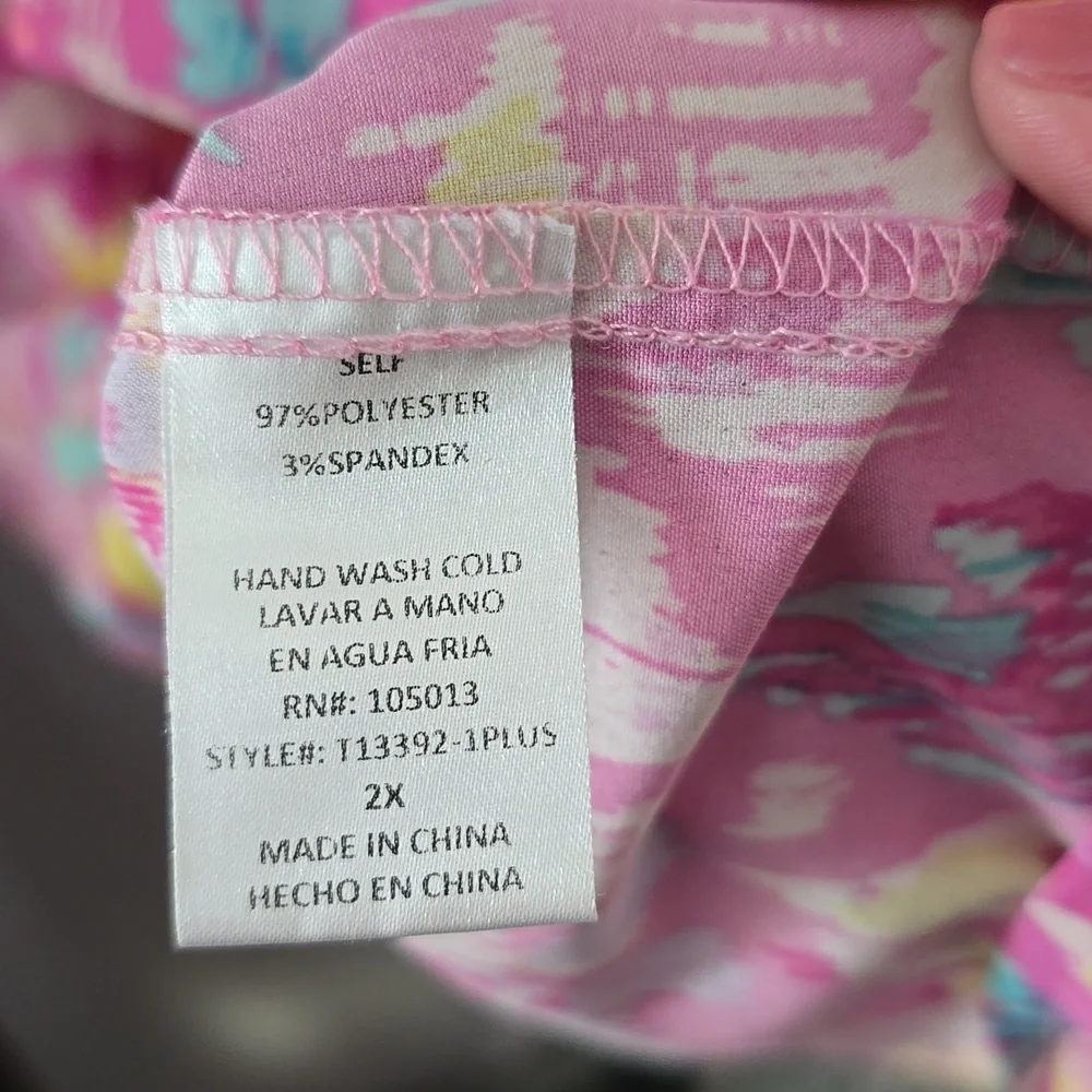 Emily Wonder Pink Floral Blouse, Size 2X - Picture 10 of 11